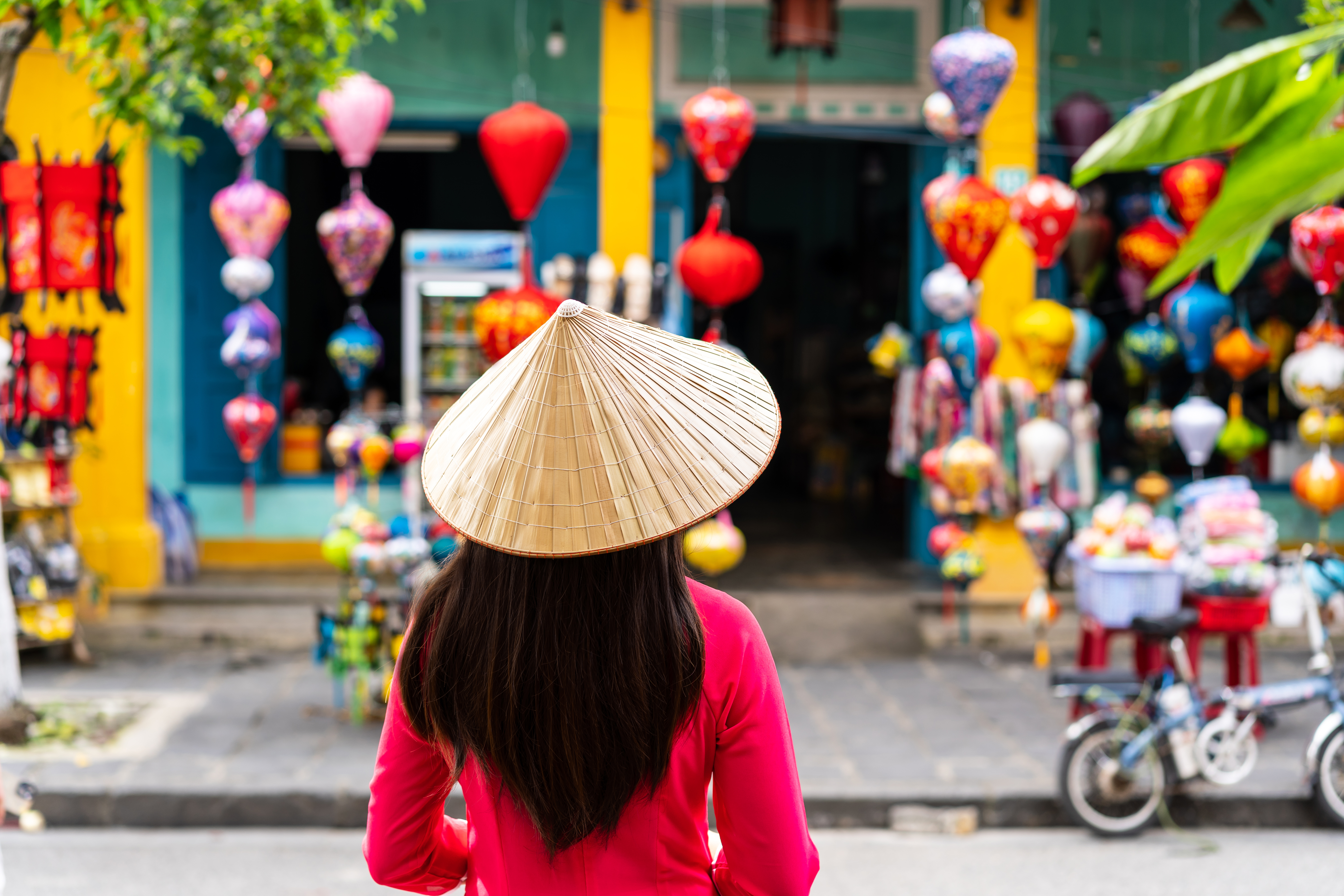 young female tourist in vietnamese traditional dre 2026 01 08 06 26 28 utc